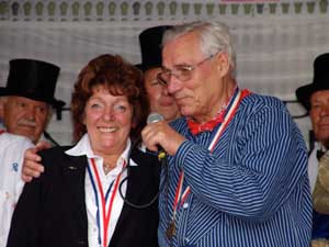 Renate Meiche zusammen mit Peter Koch-Bodes, Bundesvorsitzender des deutschen Fischfachhandels. Sie hat es geschafft, dass die Edeka-Abteilungen vom Fachverband offiziell als Fischfachgesch&auml;ft anerkannt werden.